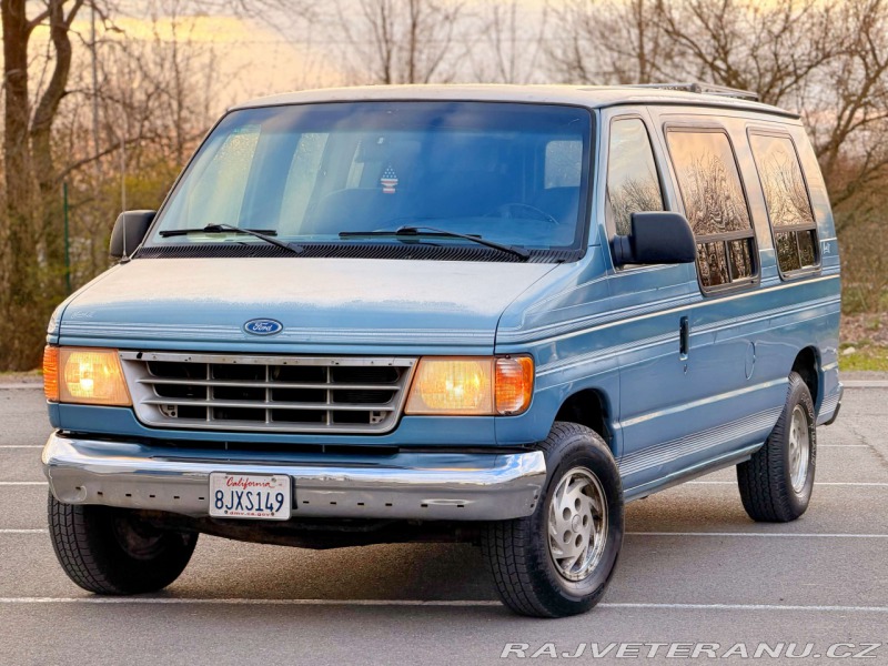 Ford Econoline E-150 5.0 V8