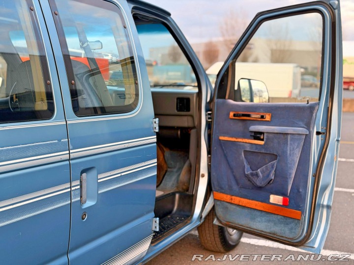 Ford Econoline E-150 5.0 V8 1993