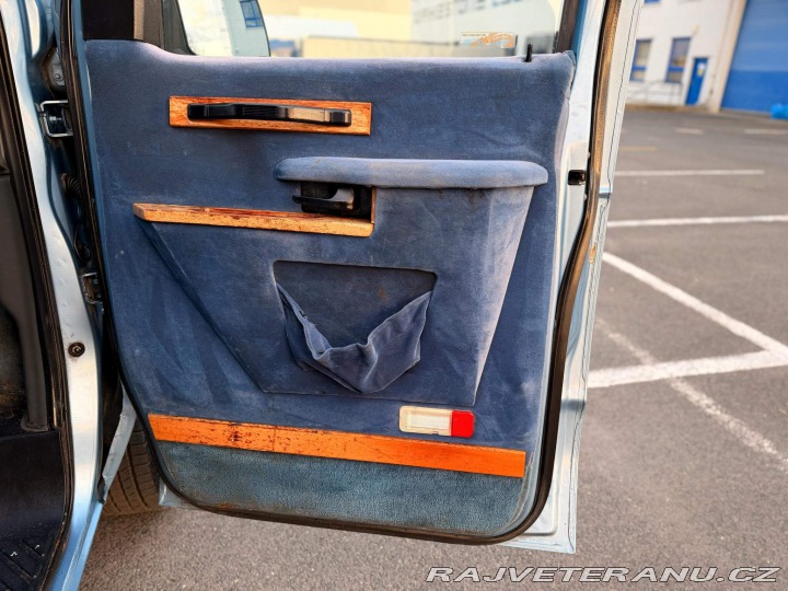 Ford Econoline E-150 5.0 V8 1993