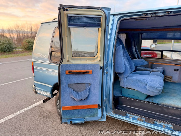 Ford Econoline E-150 5.0 V8 1993
