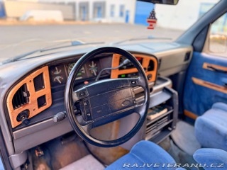 Ford Econoline E-150 5.0 V8 1993