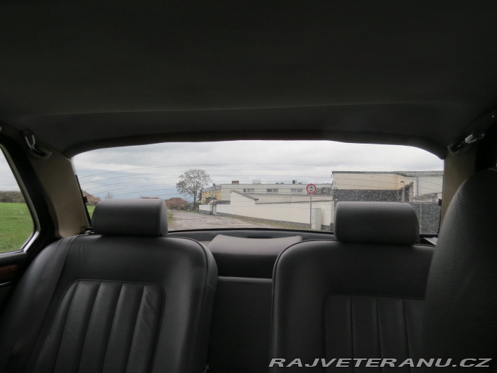 Daimler Double-Six V12 5.3 1994