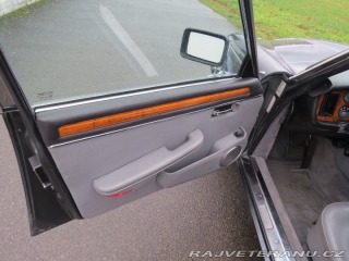 Daimler Double-Six V12 5.3 1994