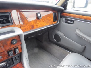 Daimler Double-Six V12 5.3 1994