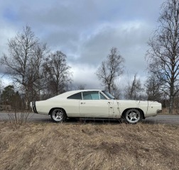 Dodge Charger 5.7 V8 Hemi