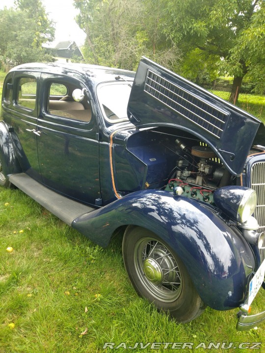 Ford V8 48 1935