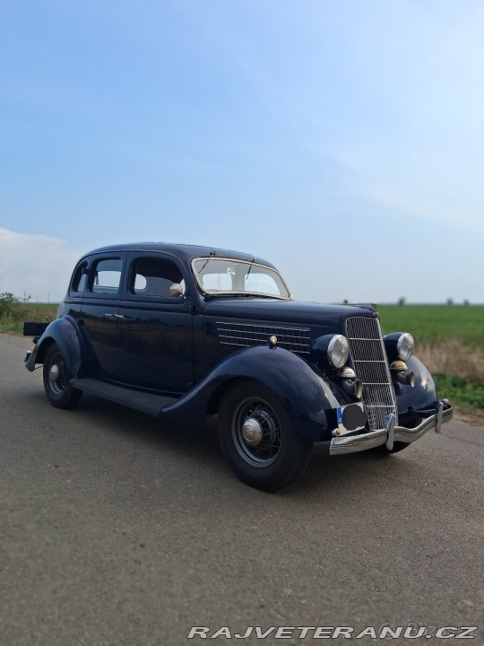Ford V8 48 1935