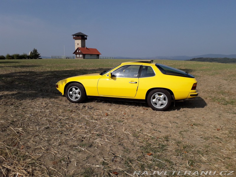 Porsche 924