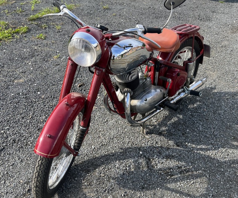 Jawa 250 11