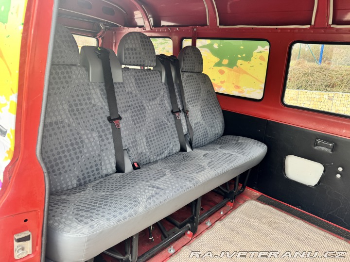 Ford Transit MK1 2.0 V4 Essex 1974