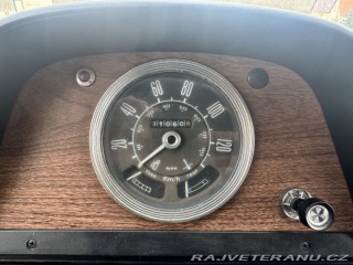 Ford Transit MK1 2.0 V4 Essex 1974