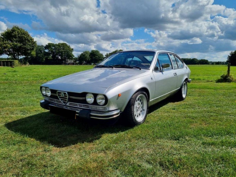 Alfa Romeo Alfetta GTV 2.0