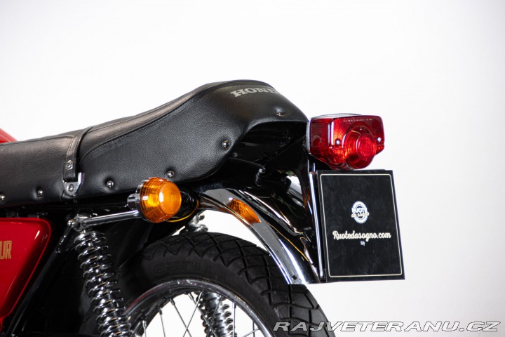 Honda Ostatní modely 400 SUPER SPORT 1975
