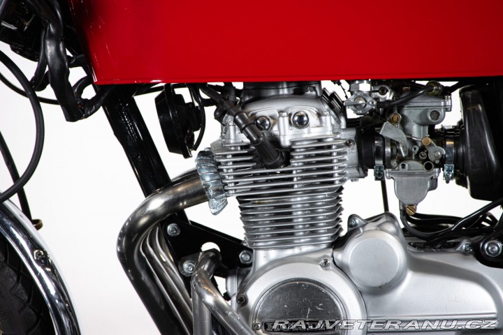 Honda Ostatní modely 400 SUPER SPORT 1975