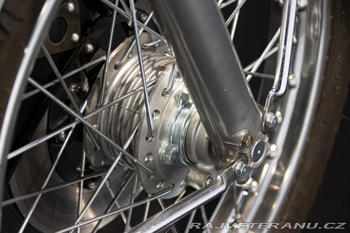 Honda Ostatní modely 400 SUPER SPORT 1975