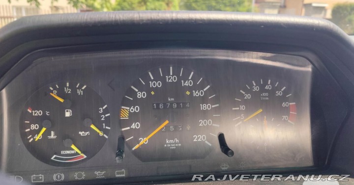 Mercedes-Benz 230  1987