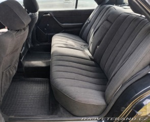 Mercedes-Benz 230  1987