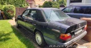 Mercedes-Benz 230  1987