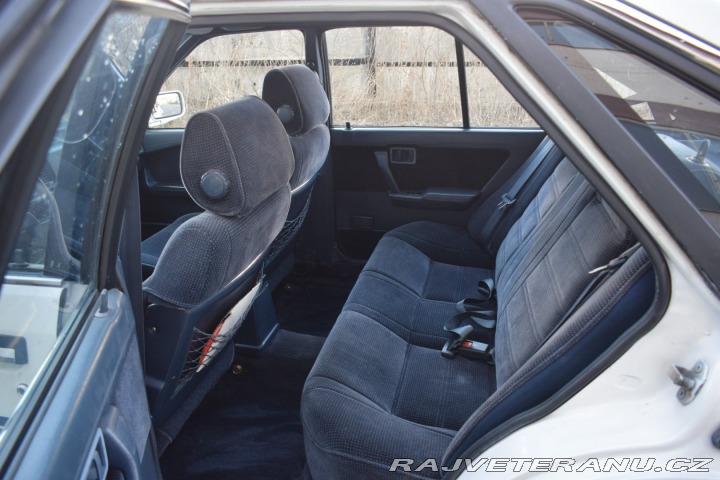 Nissan Bluebird 2.0GLX 1987