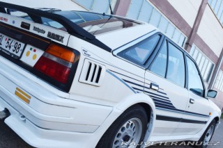 Nissan Ostatní modely Nissan Bluebird 2.0GLX 1987