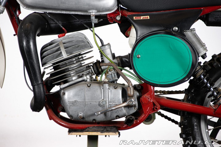 Ostatní značky Ostatní modely MXR 250 CZ 1970