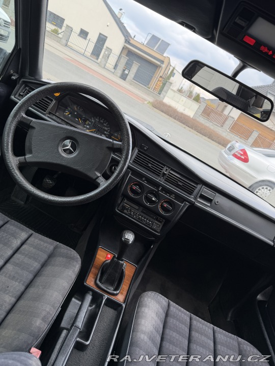 Mercedes-Benz 190  1990
