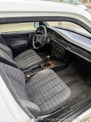 Mercedes-Benz 190  1990