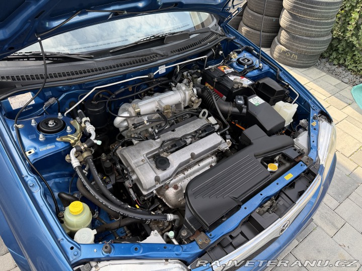 Mazda 323 F 1999