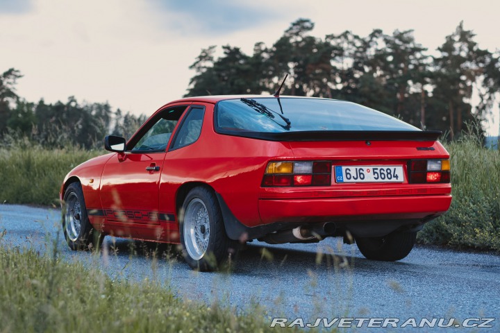 Porsche 924  1985