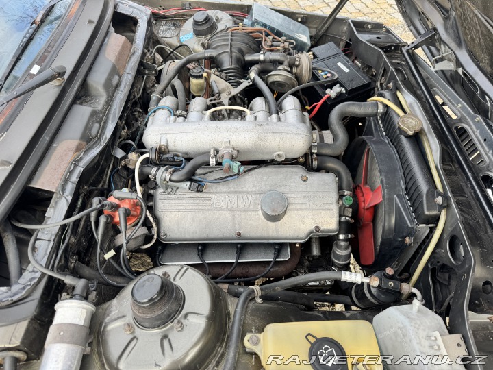 BMW 3 E21 320i M10 125 koní 1979