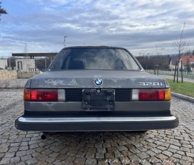 BMW 3 E21 320i M10 125 koní 1979