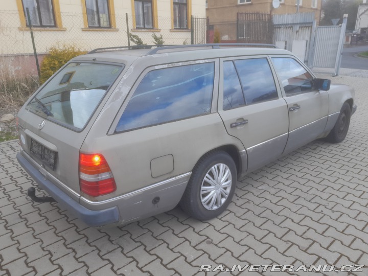 Mercedes-Benz E 200 TE 1990