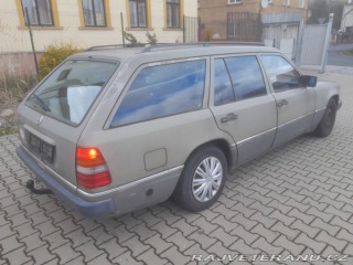 Mercedes-Benz E 200 TE 1990