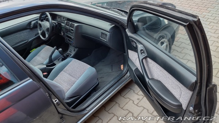 Toyota Carina CLIMA Bez koroze Servis 1993