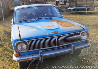GAZ 24  1982