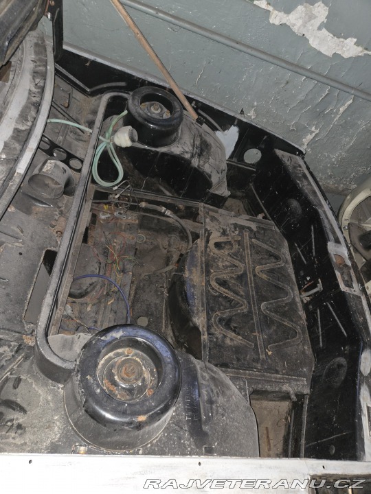 Tatra 613 1 (3) 1977