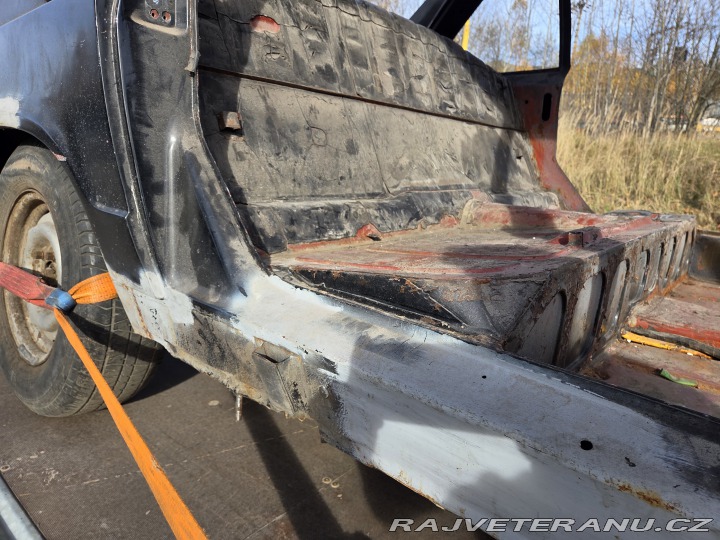 Tatra 613 1 (3) 1977