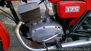 ČZ 175 487 1985