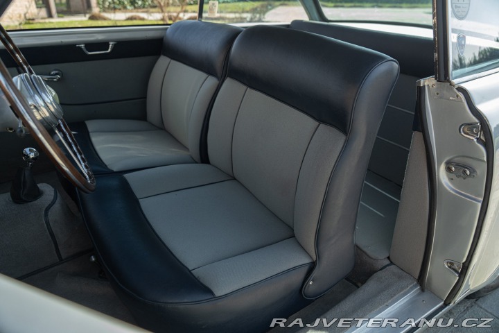 Alfa Romeo 1900 CSS TOURING SUPERLEGGERA 1955