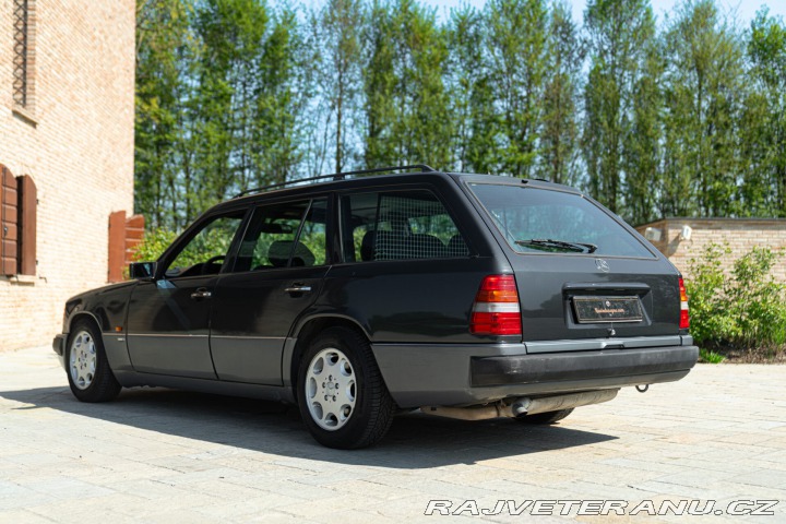 Mercedes-Benz 200 TE 200 16V SPORTLINE 1992