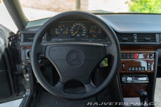 Mercedes-Benz 200 TE 200 16V SPORTLINE 1992