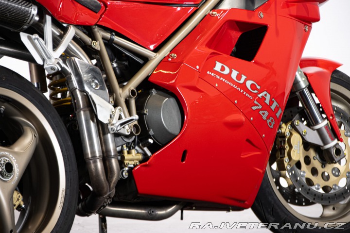 Ducati Ostatní modely 748 S 1996