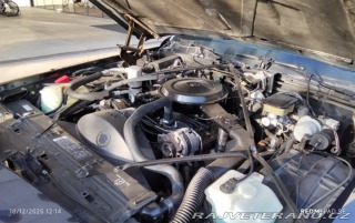 Cadillac Brougham 5.0. 1992