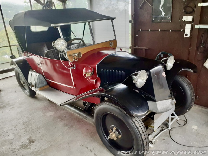 Tatra 11