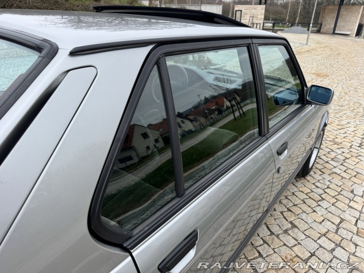 BMW 5 E28 520i shadowline 1986