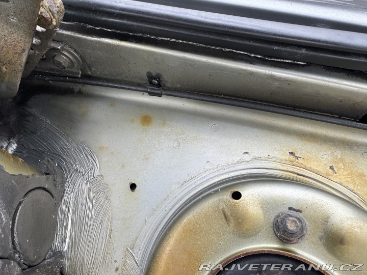 BMW 5 E28 520i shadowline 1986