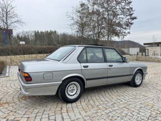 BMW 5 E28 520i shadowline 1986