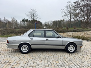 BMW 5 E28 520i shadowline 1986