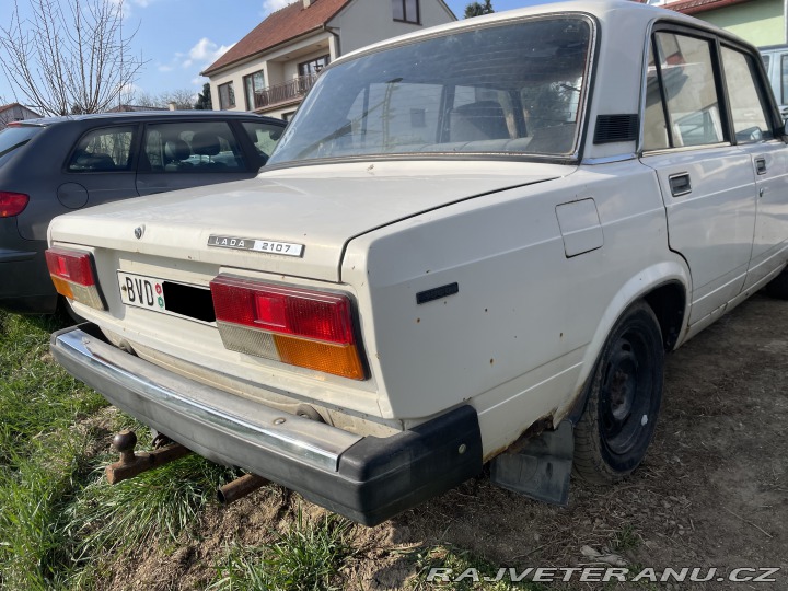 Lada 2107 1500 1988