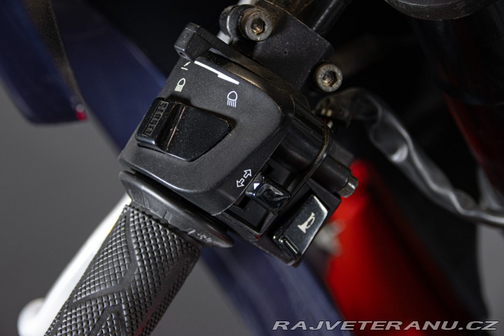 Ostatní značky Ostatní modely Aprilia RS 250 REPLICA (MK1) 1998